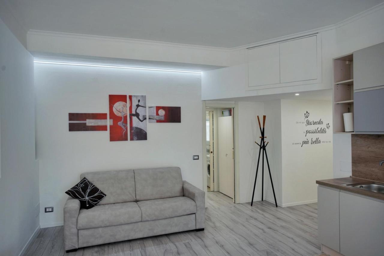 Next Home Milano Корсико Екстериор снимка